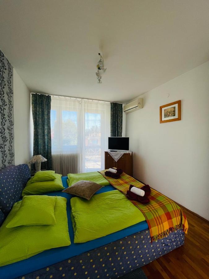 Gabi Haz Apartmanok*** Hajduszoboszlo Exterior photo
